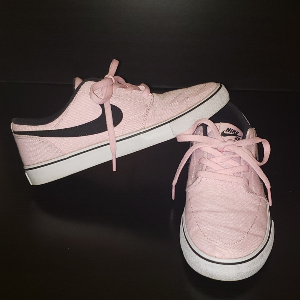 Nike SB Portmore Pink Size 5.5Y
